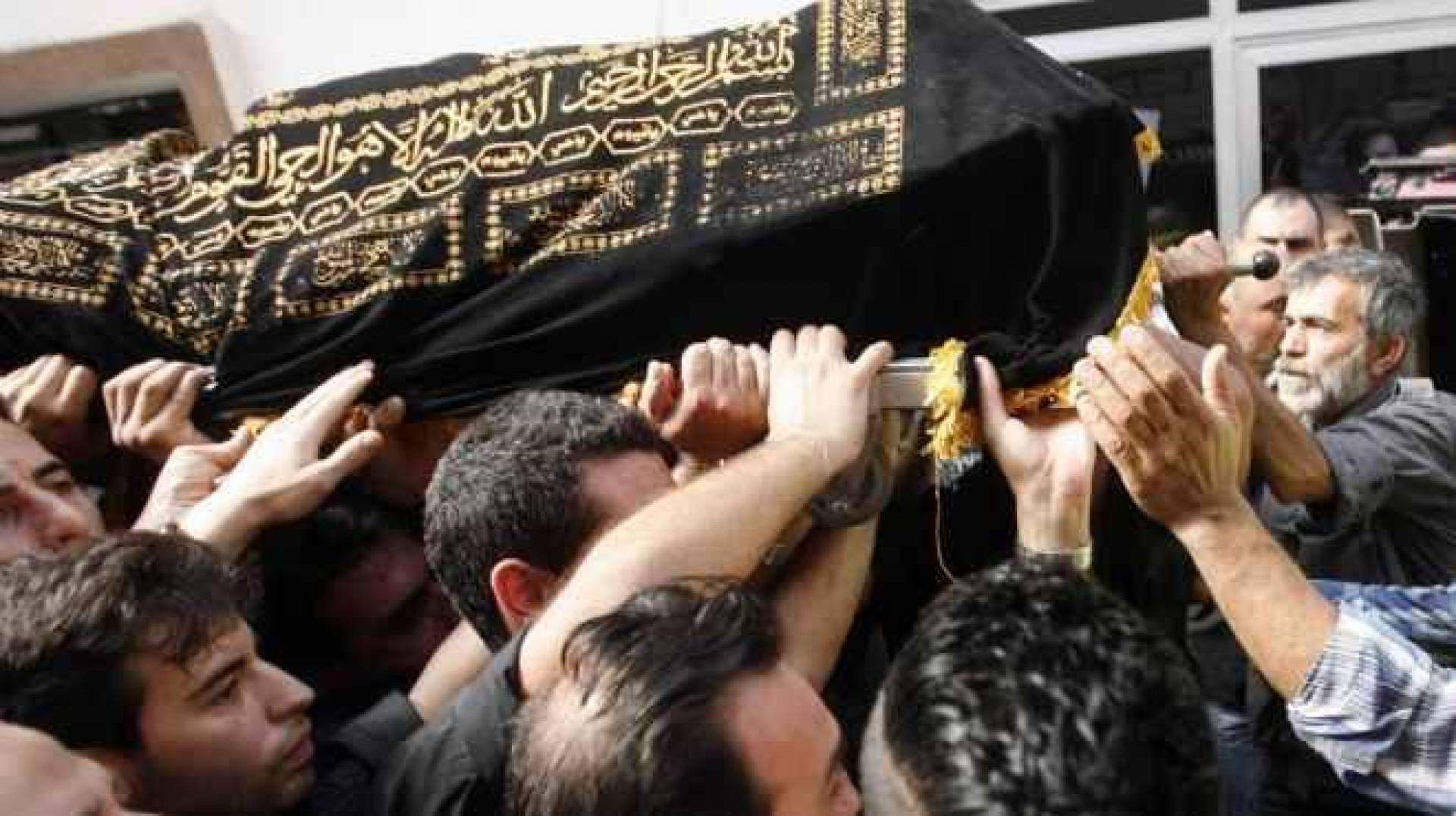 الموت يفجع الفن العربي بأحد أبرز رواده