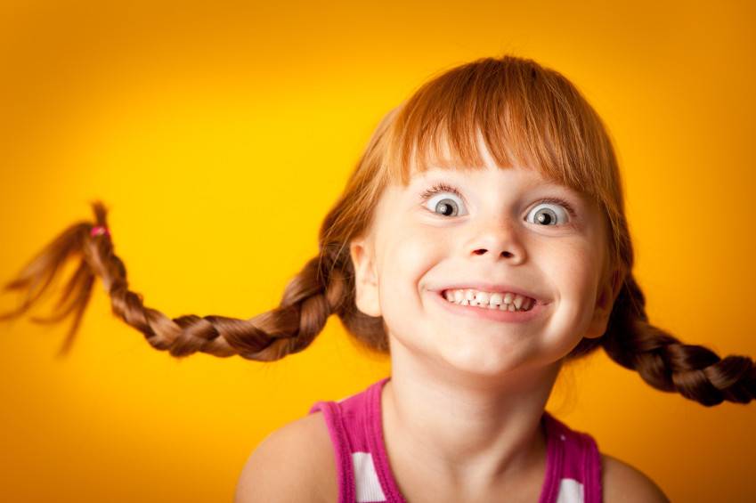 ليست كل ابتسامة تعني سعادةً وفرحاً.. هكذا تُفرِّق بين 3 أنواع!