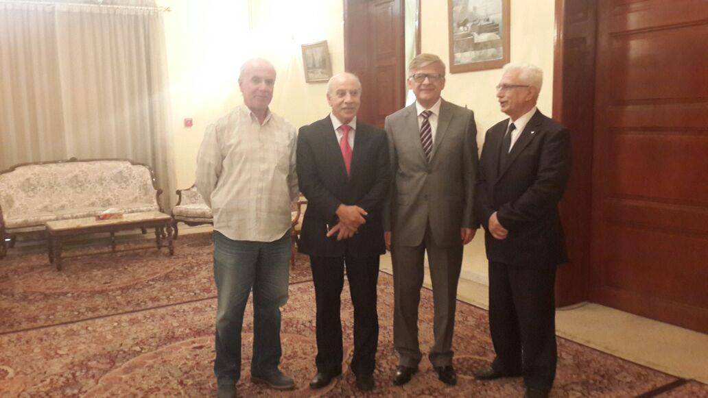 وفد من الجبهة الديموقراطية زار زاسبيكين لعرض التطورات