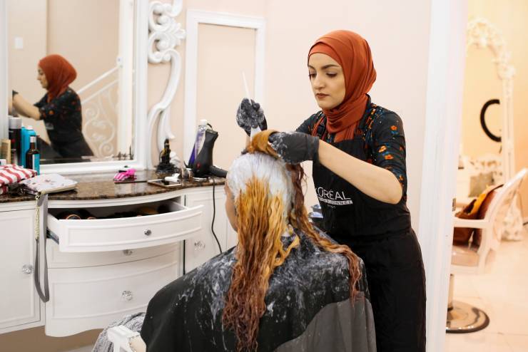 خليجية توجهت إلى صالون للتجميل استعدادا للاحتفال بعيد الأضحى فعادت مشوهة!