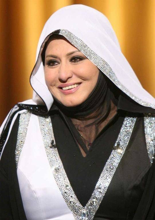 بالصور: للمرّة الأولى منذ 24 عامًا.. سهير رمزي بدون حجاب!
