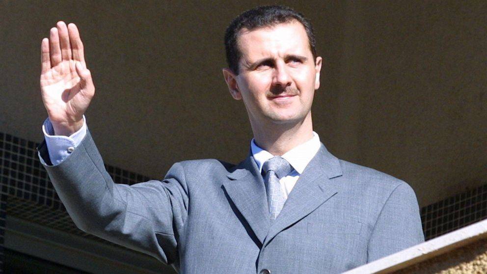 بالفيديو: بشار الأسد على حدود لبنان!