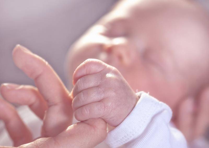 معتقدات خاطئة عن الإنجاب بعد الأربعين.. إليك الحقيقة!