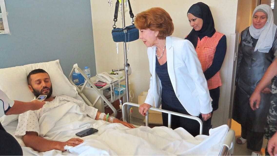 جويس الجميّل عادت جرحى الجيش اللّبناني