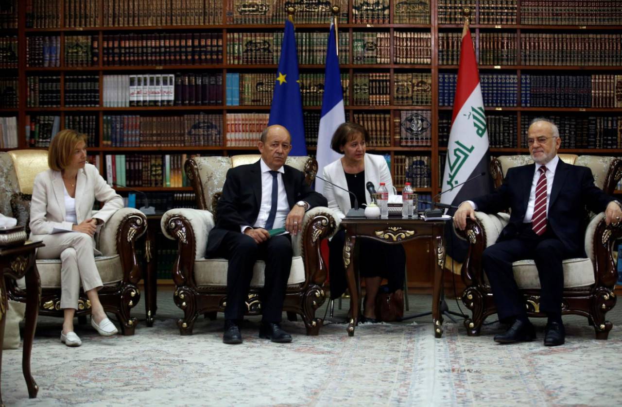هكذا تستعيد فرنسا نفوذها في العالم العربي
