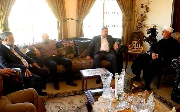 وفد من حزب الله جال على مشايخ
البيّاضة وحاصبيا مُهنئاً بالأضحى