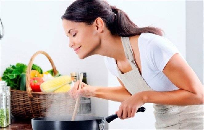 احذري هذه الأداة التي تستخدمينها في مطبخك لأنها خطر مميت!