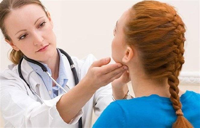 7 أعراض لمشاكل الغدة الدرقية... لا تتجاهلها مطلقاً