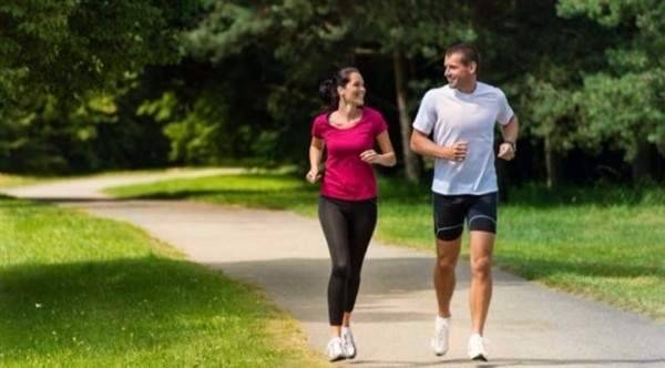 المشي 20 دقيقة يومياً يحمي من أمراض القلب
