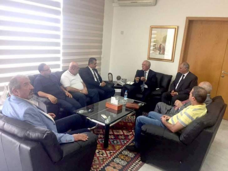 زعيتر: الاتصالات مع المصريين اثمرت اتفاقاً على استيراد التفاح من لبنان