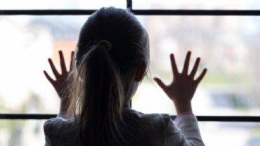محكمة تسمح بإجهاض فتاة في الثالثة عشرة بعد تعرضها لاغتصاب!