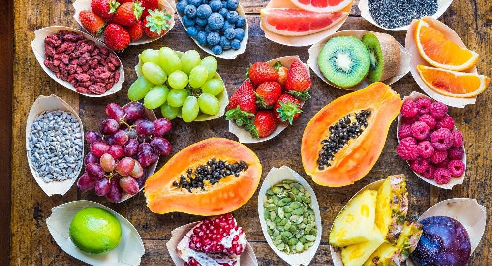 علماء يحددون الفاكهة الأكثر فائدة لصحة المرأة