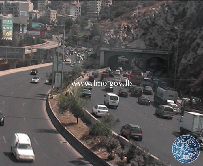 التحكم المروري: حركة المرور كثيفة من نهر الكلب باتجاه جونية