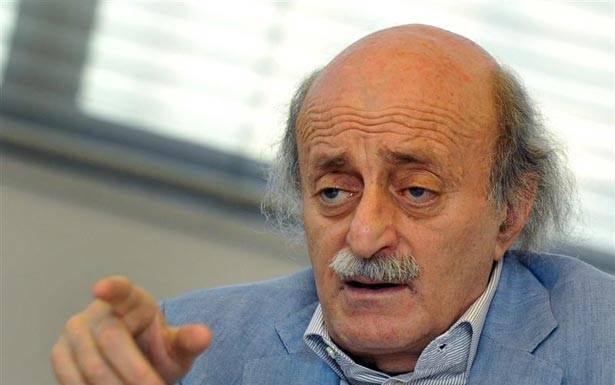 جنبلاط أبرق الى عباس مُعزياً بوفاة محمد سعد الرازم