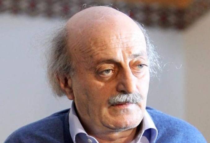 أقفل خطه ويرفض التكلم مع أحد.. جنبلاط 