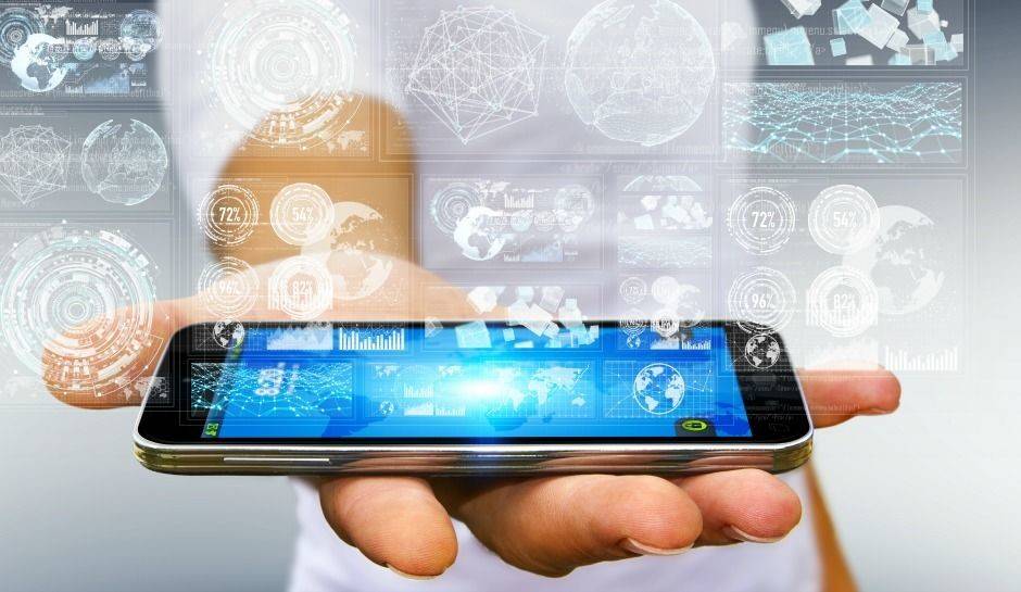 جديد التقنية.. هاتف Hydrogen One بشاشة ثلاثية الأبعاد