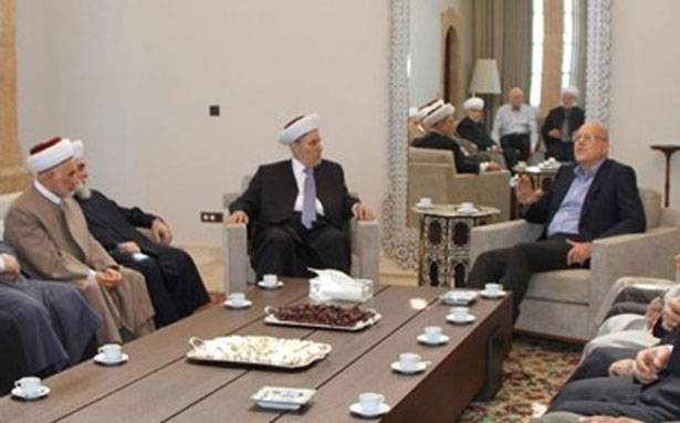 ميقاتي : للإبتعاد عن الشحن الطائفي والمذهبي
