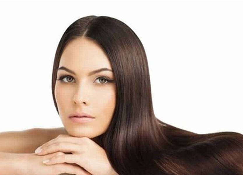 4 أقنعة طبيعية متخصّصة بعلاج الشعر التالف