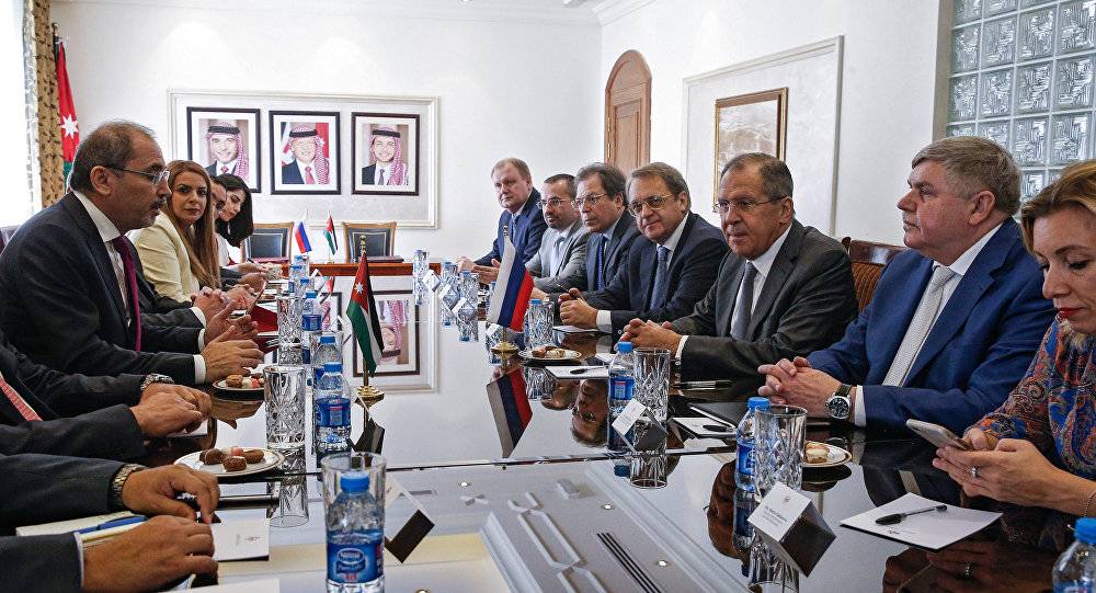 وزير الخارجية الأردني: نثمن التعاون بين عمان وموسكو في جنوب سوريا