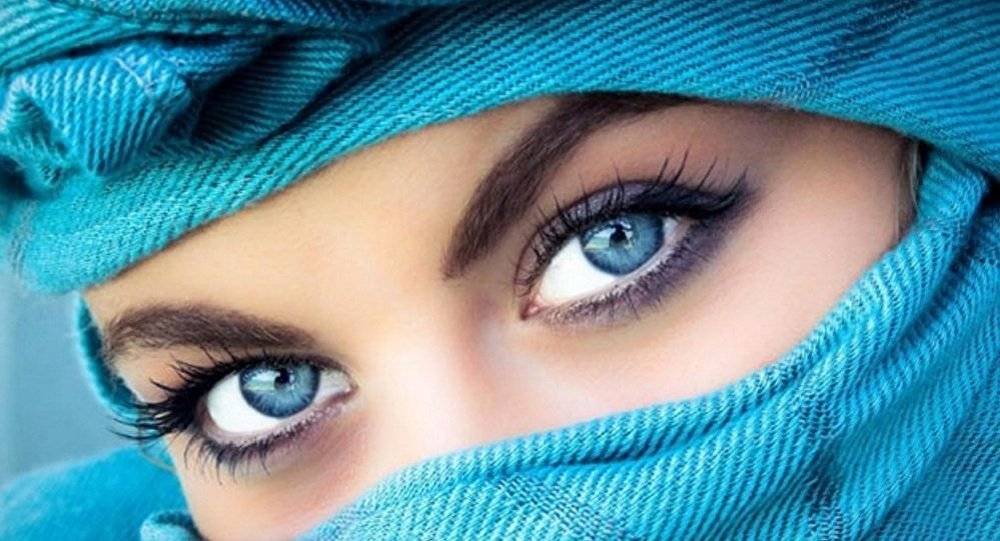 فتاة من جميلات العراق تسحر كل من يراها (صور)