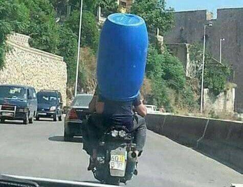 بالفيديو- لماذا يموتون على طرقات لبنان؟