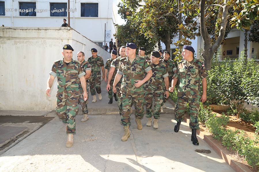 قائد الجيش تفقّد الكلية الحربية.. هذا ما قاله عن معايير الدخول إليها