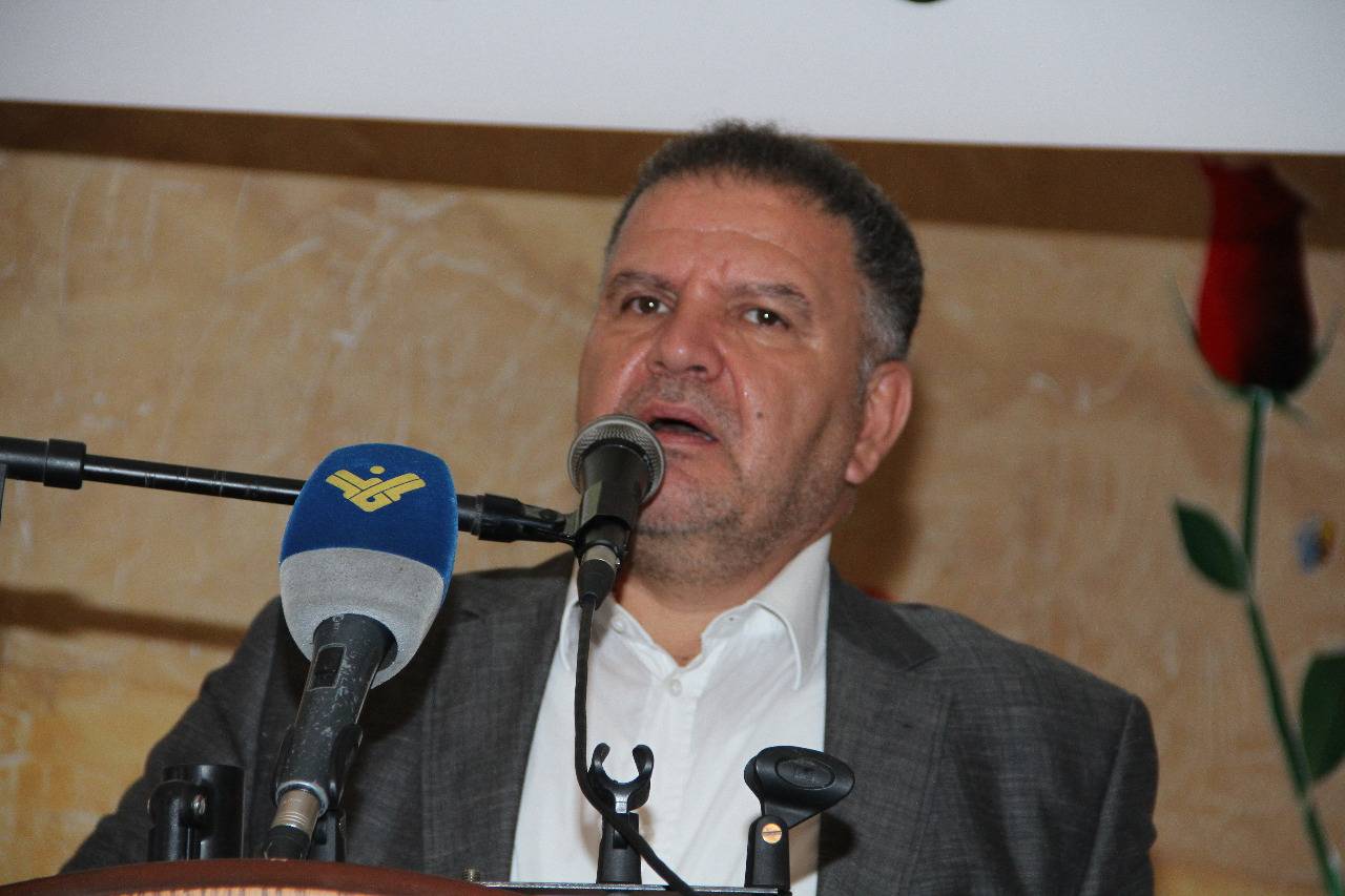 فياض: على الحكومة اجراء مباحثات مع الحكومة السورية لتسهيل عودة النازحين السوريين
