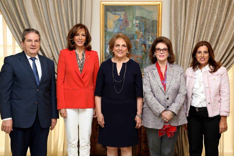 اللبنانية الاولى تابعت أوضاع الطفولة مع وفد من مركز سرطان الاطفال