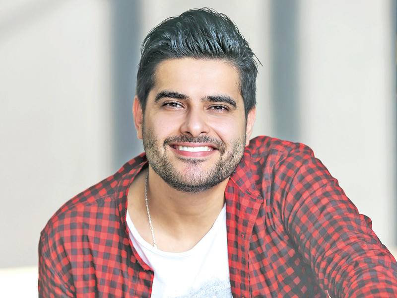 ناصيف زيتون يغني لمنتخب سوريا الوطني؟