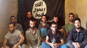 أهالي العسكريين الشهداء يتلقّون التعازي في مسجد محمد الأمين - وسط بيروت