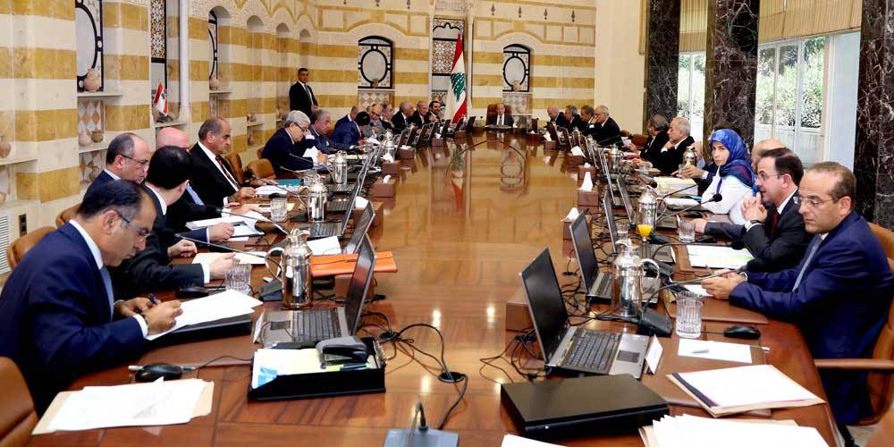 دمشق : «الاعمار» يمر عبر «جديدة يابوس» وليس من موسكو
«رسائل» أميركية «مفخخة»... والحزم الروسي ينهي «صفقة» التبادل
