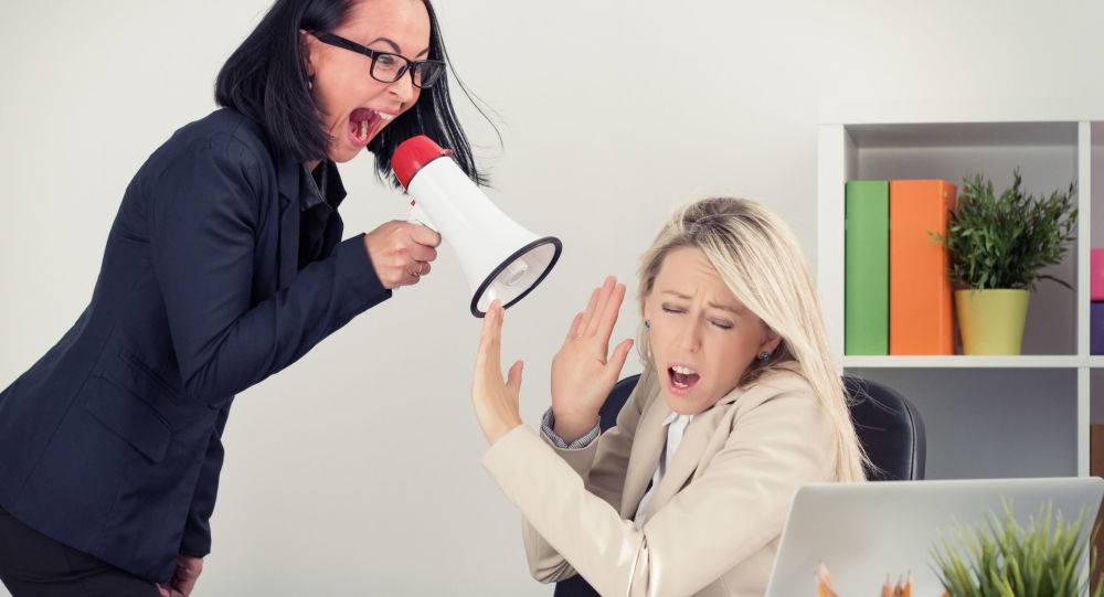 علماء: الهيستيريا مفيدة لجسم المرأة