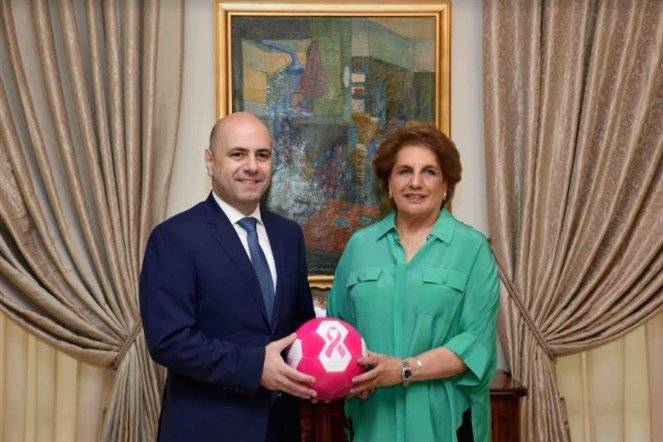 اللبنانية الاولى تضع مع وزير الصحة اللمسات الاخيرة على اطلاق حملة للتوعية ضد سرطان الثدي