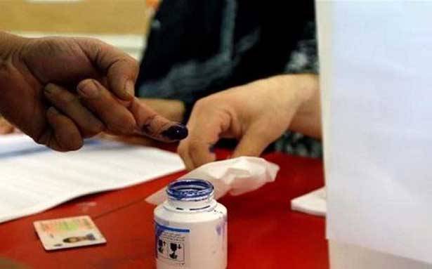 التلزيمات بالتراضي... من يستفيد ماليا؟