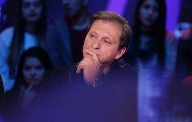 الموت يفجع الشاعر نزار فرنسيس