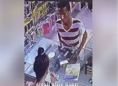 بالفيديو.. مروّج عملة مزوّرة في جبيل!