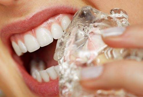 كيف تحمي أسنانك الحساسة من البرودة؟