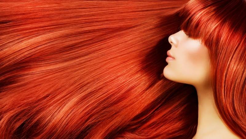طرق طبيعية لصبغ شعرك باللون الأحمر في المنزل