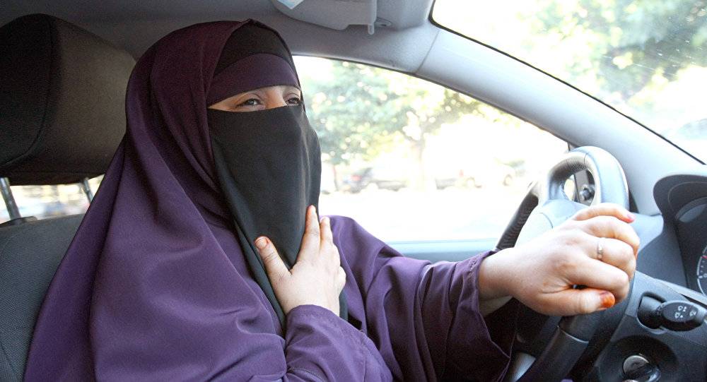 المرأة السعودية تحصل على حق قيادة السيارات...ولكن ماذا عن الحقوق الأخرى