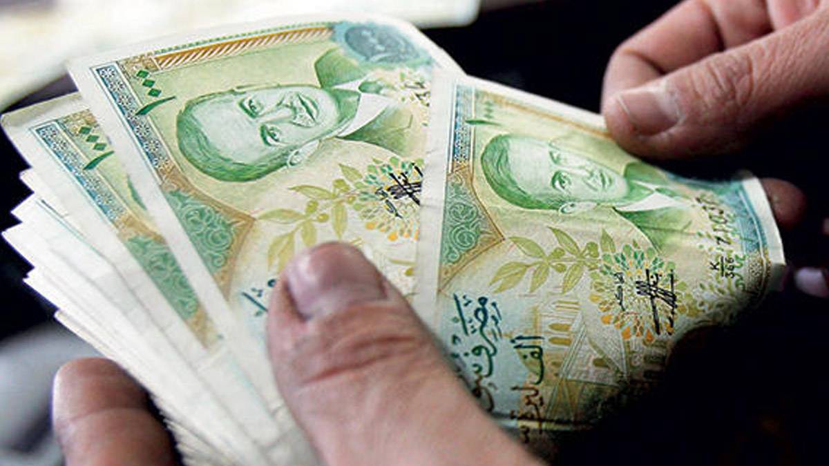 سوريا..مرسوم رئاسي يسهم بدعم الليرة