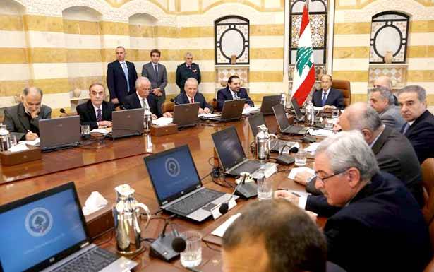 الحكومة في مأزق