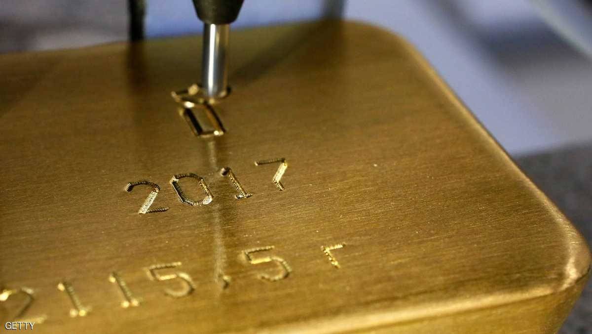 أكبر خسارة.. الذهب يهوي إلى أدنى مستوى!