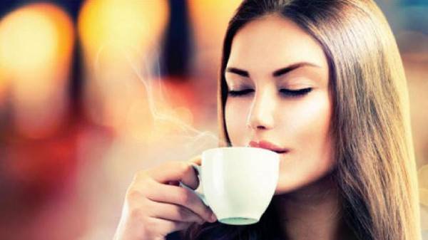 إلى عشاق القهوة.. 3 فناجين يومياً تجنبكم هذه الأمراض!