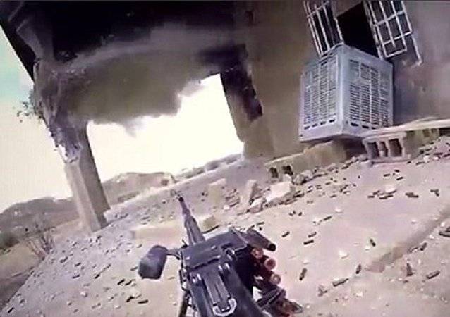 "داعشي" يوثق لحظة مقتله
