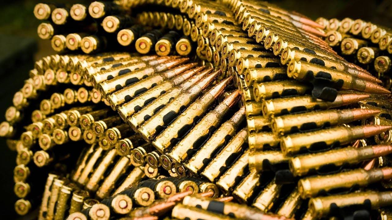 بعدما قتل زميليه.. هكذا صُفِّي الضابط غسان