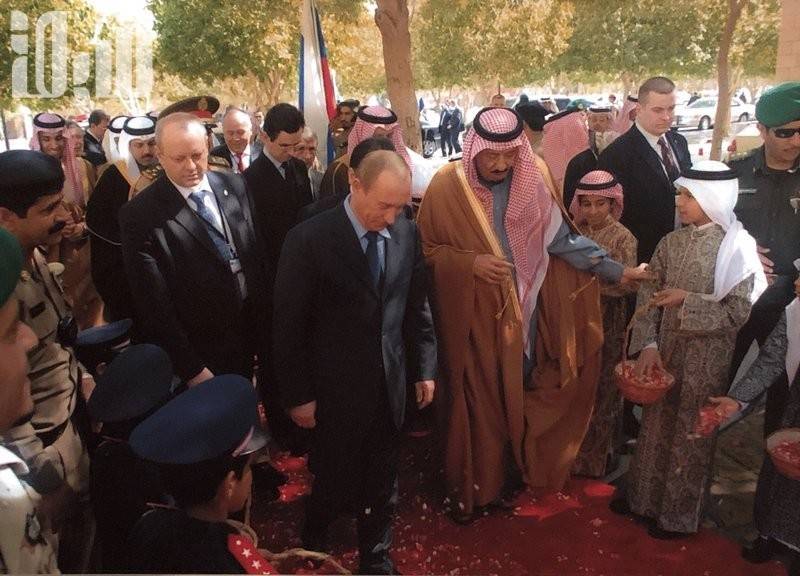 احتفاء سعودي خاص بالرئيس الروسي فلاديمير بوتين..