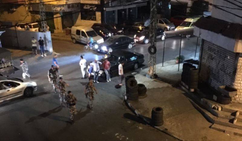 بعد إشكال صيدا.. شُبان يخلعون محل أحد المشاركين