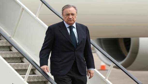 هل هاجم رئيس ريال مدريد نجم برشلونة ووصفه بالغشاش؟