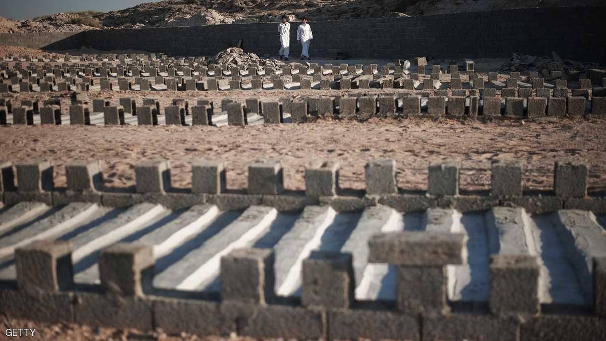 وزير الخارجية البريطاني: على ليبيا 