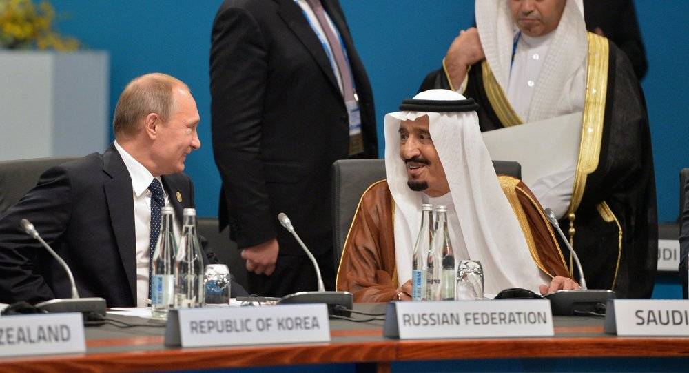 بوتين: روسيا تتطلع بثقة لمستقبل العلاقات مع السعودية ومصر وسوريا